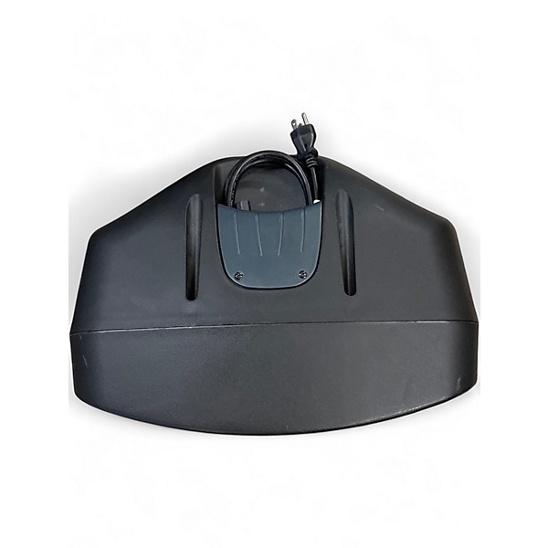 Used Behinger B115D Powered Speaker