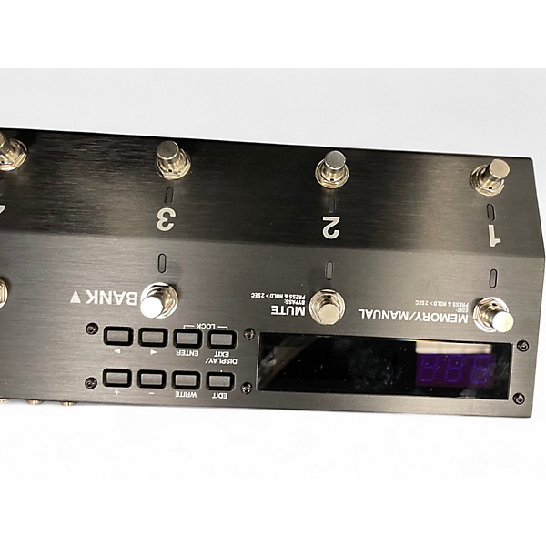 Used BOSS ES8 Footswitch