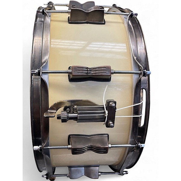 Used Ludwig 14X6.5 Epic Snare Antique White Drum