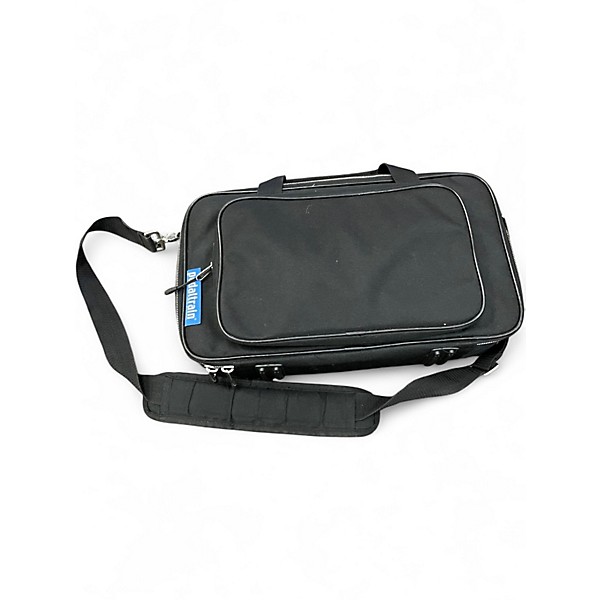 Used Pedaltrain Metro 16 Pedal Board