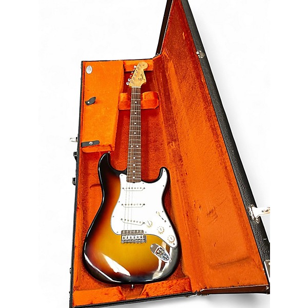 Used 2023 Fender American Vintage 1965 Stratocaster 3 Tone Sunburst Solid Body Electric Guitar