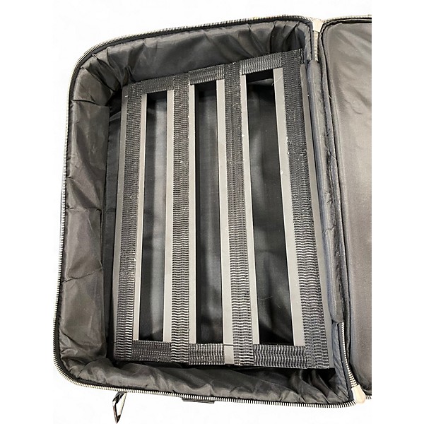 Used Pedaltrain classic junior Pedal Board