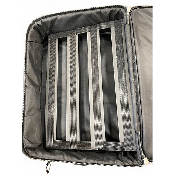 Used Pedaltrain classic junior Pedal Board