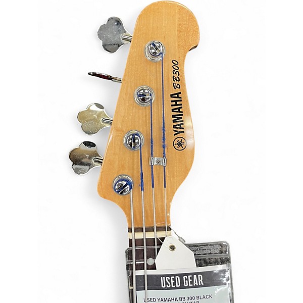 Used Yamaha BB 300 Black Electric Bass Guitar