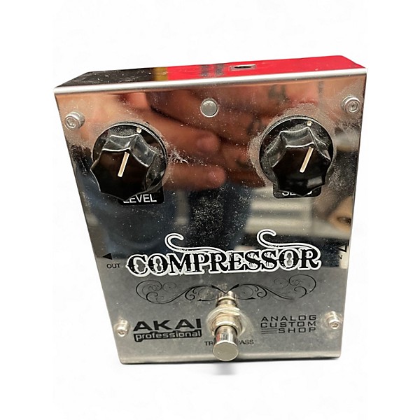 Used Akai Professional Analog Custom Shop Compressor Effect Pedal