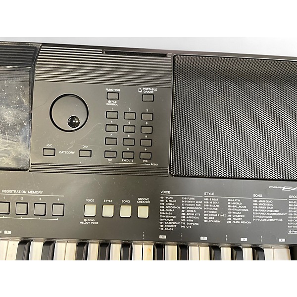 Used Yamaha PSRE463 61 key Portable Keyboard