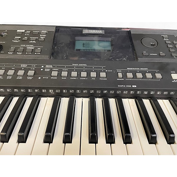 Used Yamaha PSRE463 61 key Portable Keyboard