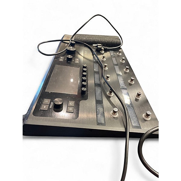 Used Line 6 Helix Effect Processor