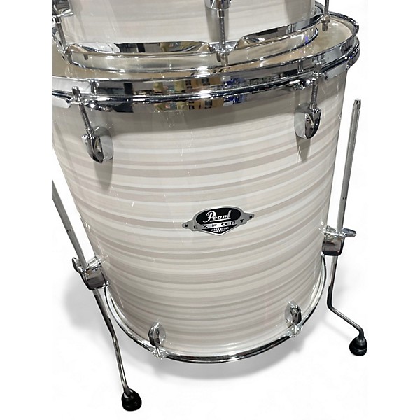 Used Pearl 5 Piece Export New Fusion White Slipstream Drum Kit
