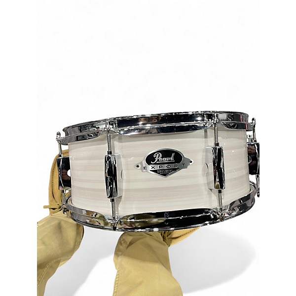 Used Pearl 5 Piece Export New Fusion White Slipstream Drum Kit