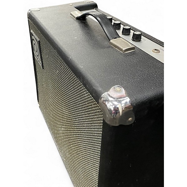 Used Ampeg G10 Guitar Cabinet