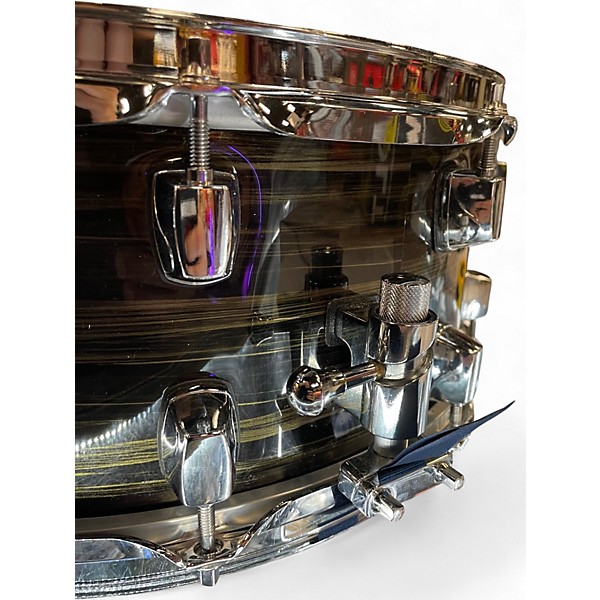 Used ddrum 14X6.5 Dominion Maple Snare Brushed Olive Drum