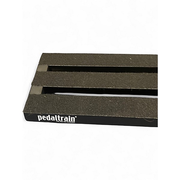 Used Pedaltrain METRO 24 Pedal Board