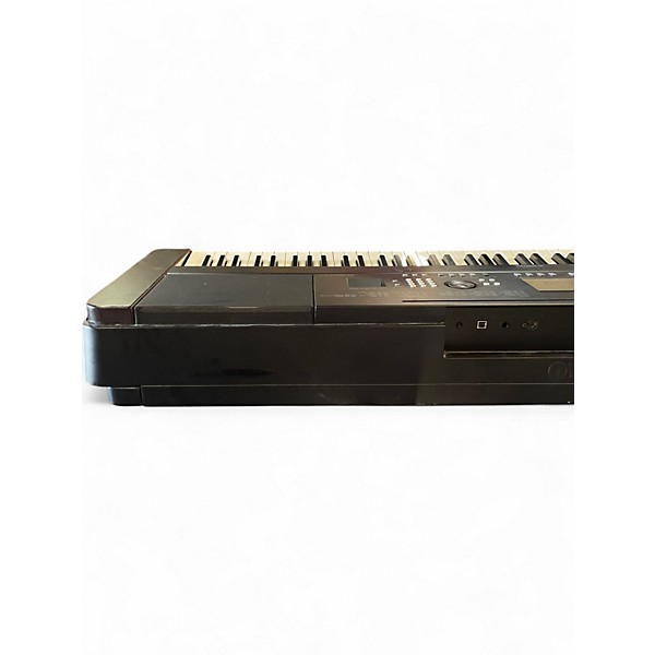 Used Yamaha DGX650 88 Key Portable Keyboard