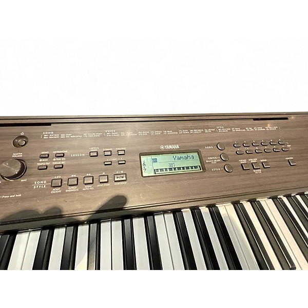 Used 2020s Yamaha PS 380 Portable Keyboard