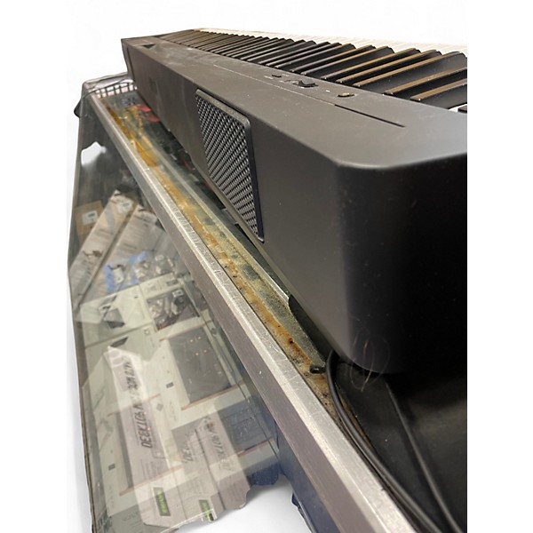 Used Yamaha P143 Digital Piano