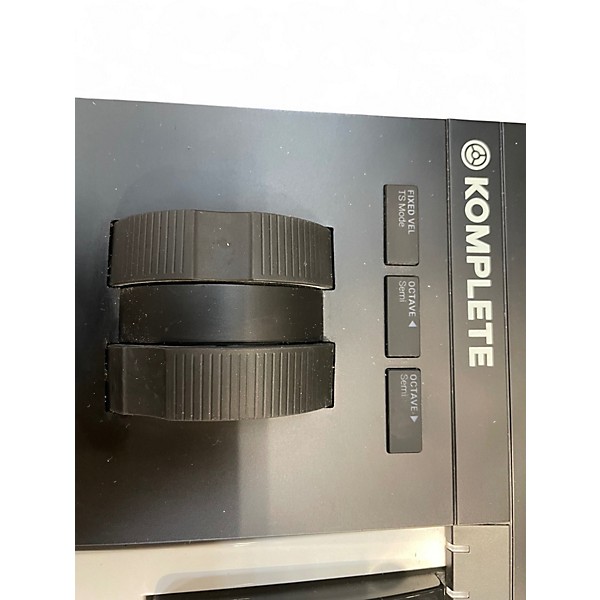 Used Native Instruments Komplete Kontrol S49 MIDI Controller