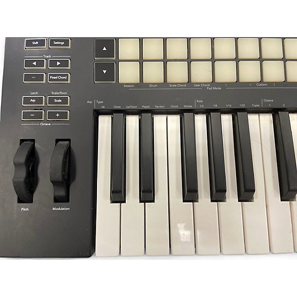 Used Novation Launchkey 25 Key MIDI Controller