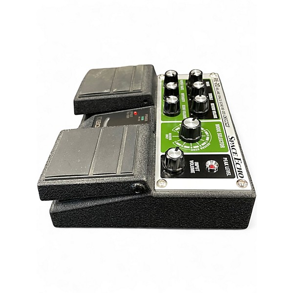 Used BOSS RE20 Space Echo Effect Pedal
