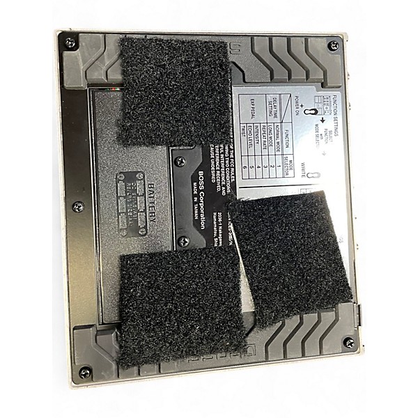 Used BOSS RE20 Space Echo Effect Pedal