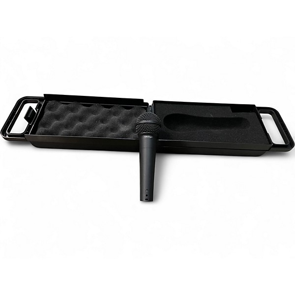 Used Behringer XM8500 Dynamic Microphone