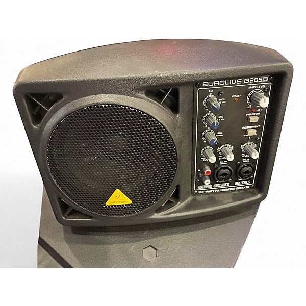 Used Behringer EUROLIVE 205 Power Amp