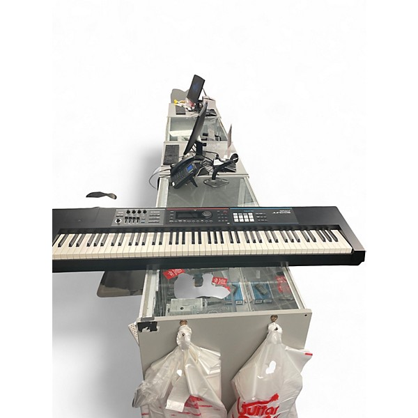 Used Roland JUNO DS88 Arranger Keyboard