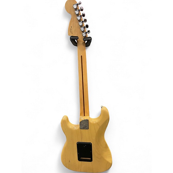 Used Fender Deluxe Stratocaster Vintage Blonde Solid Body Electric Guitar