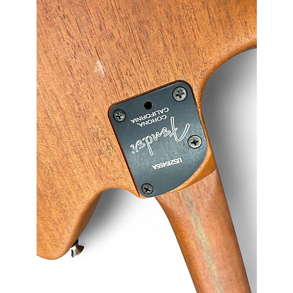 Used Fender Acoustasonic Jazzmaster Arctic White Acoustic Electric Guitar