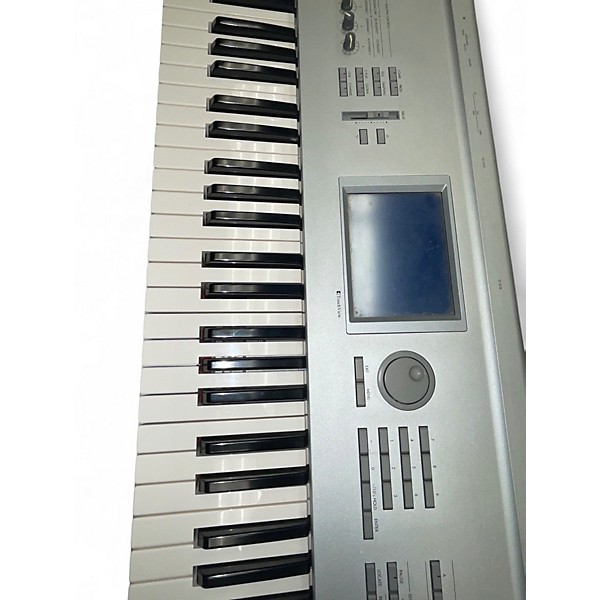 Used KORG Triton Classic 61 Key Keyboard Workstation