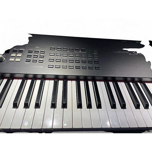 Used Yamaha S80 Synthesizer