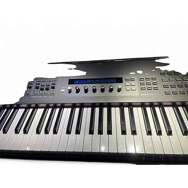 Used Yamaha S80 Synthesizer