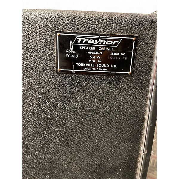 Vintage 1975 Traynor YC-610 Bass Cabinet
