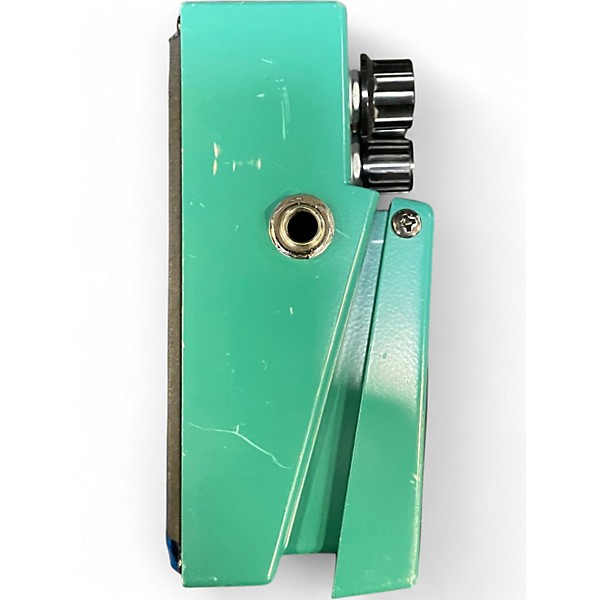 Used BOSS TR2 Tremolo Effect Pedal