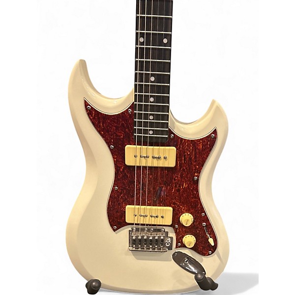 Used Hagstrom F200P White Solid Body Electric Guitar