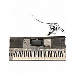 Used Yamaha PSRS770 Keyboard Workstation