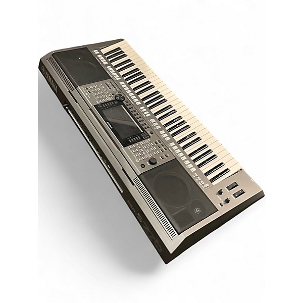 Used Yamaha PSRS770 Keyboard Workstation