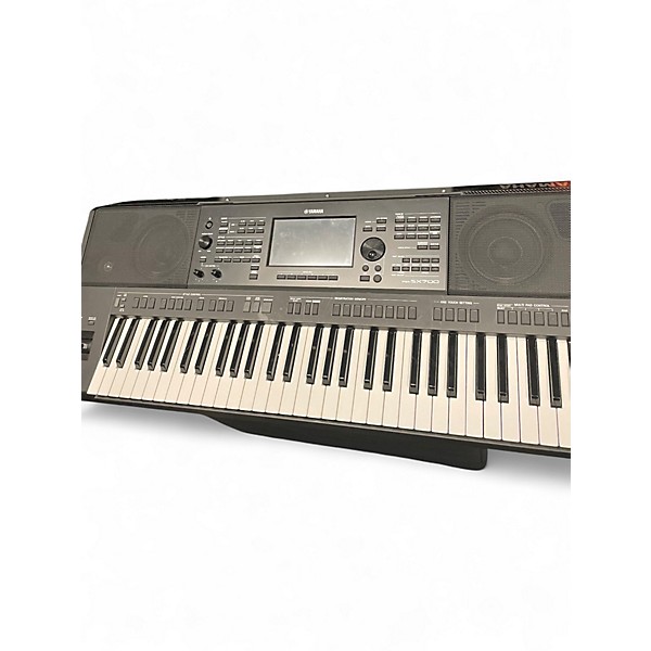 Used Yamaha PSRSX700 Arranger Keyboard
