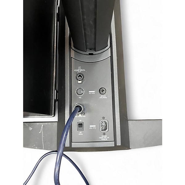 Used Bose L1 Model IS With B2 Powered Speaker