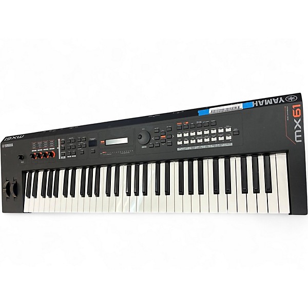 Used Yamaha MX61 61 Key Keyboard Workstation