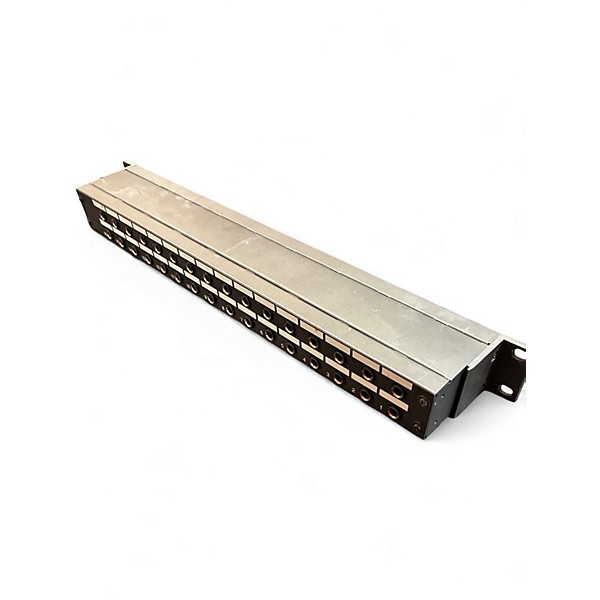 Used Hosa PHB 284 Patch Bay