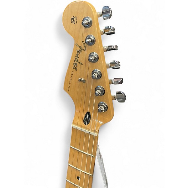 Used 2022 Fender Player Stratocaster LH White Solid Body Electric Guitar