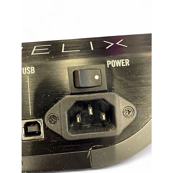 Used Line 6 Helix LT Effect Processor