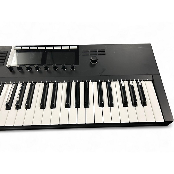Used Native Instruments Komplete Kontrol S49 MK2 MIDI Controller