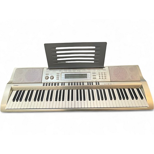 Used Casio WK200 76 Key Keyboard Workstation