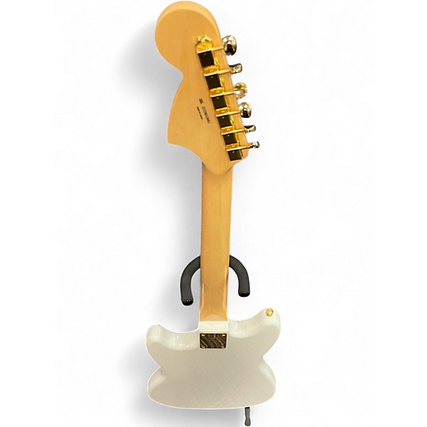 Used Fender MIJ Mustang Alpine White Solid Body Electric Guitar