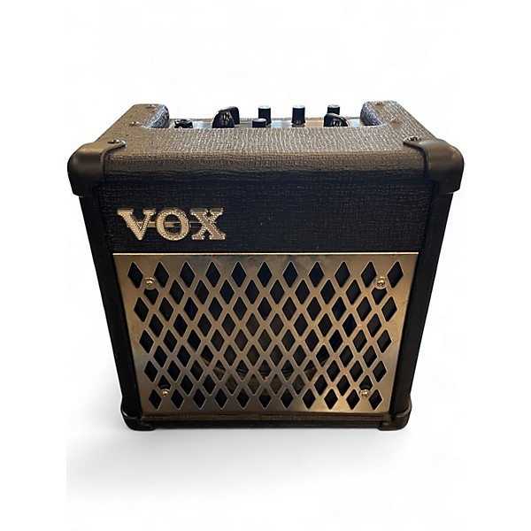 Used VOX DA5 Battery Powered Amp