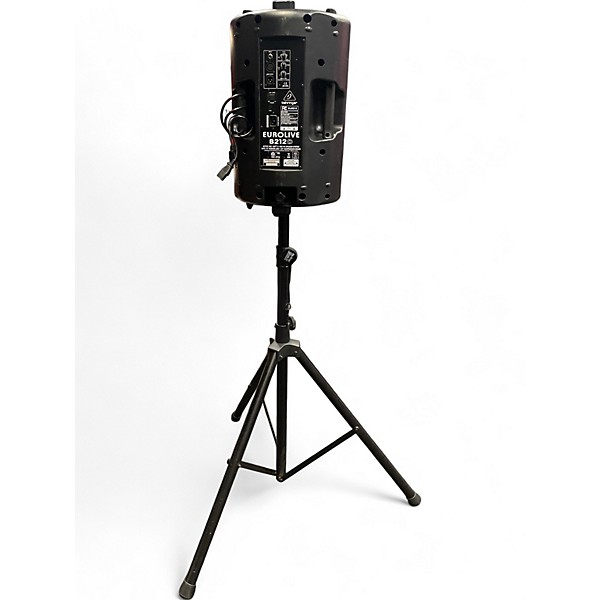 Used Behringer EUROLIVE B212D Powered Speaker