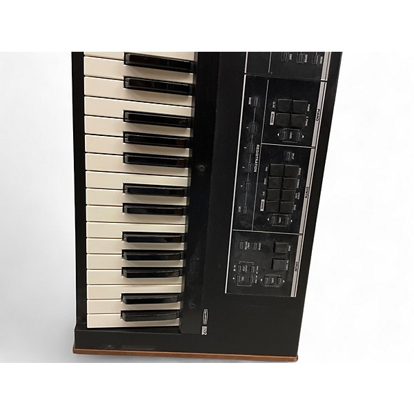 Used Roland VR-730 Keyboard Workstation