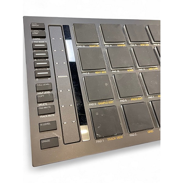 Used Akai Professional MPC STUDIO MK2 Production Controller